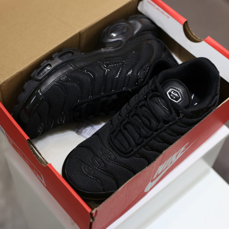 Giày Nike Air Max Plus ‘Triple Black’