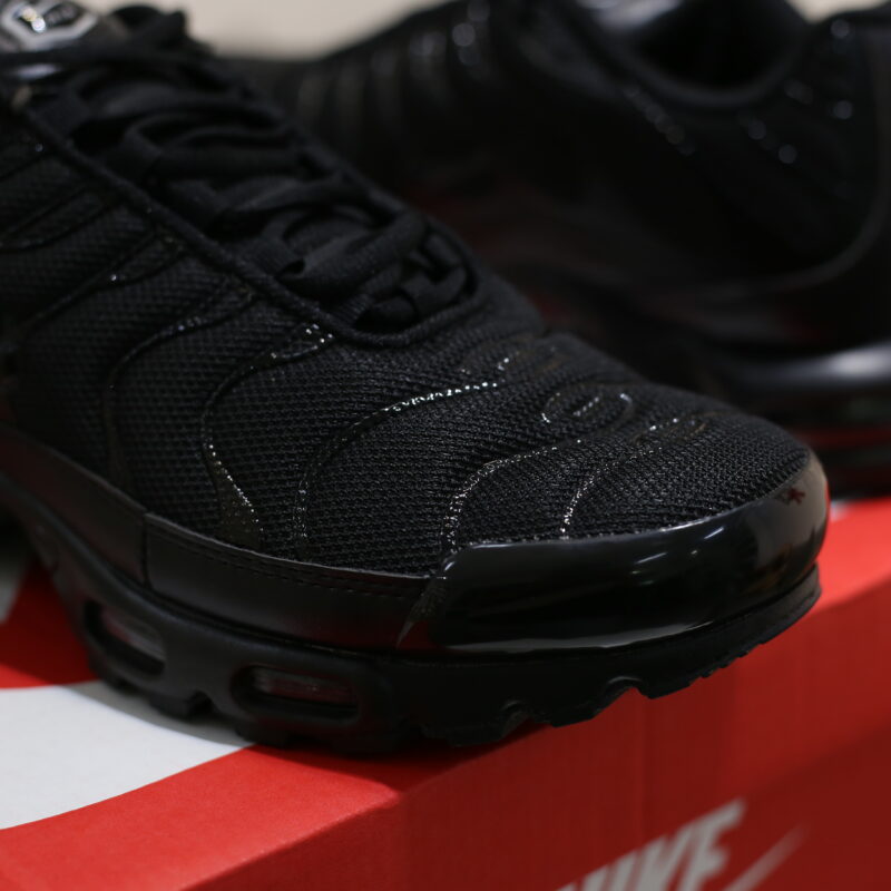 Giày Nike Air Max Plus ‘Triple Black’