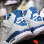 Air Jordan 4 Retro ‘Military Blue’