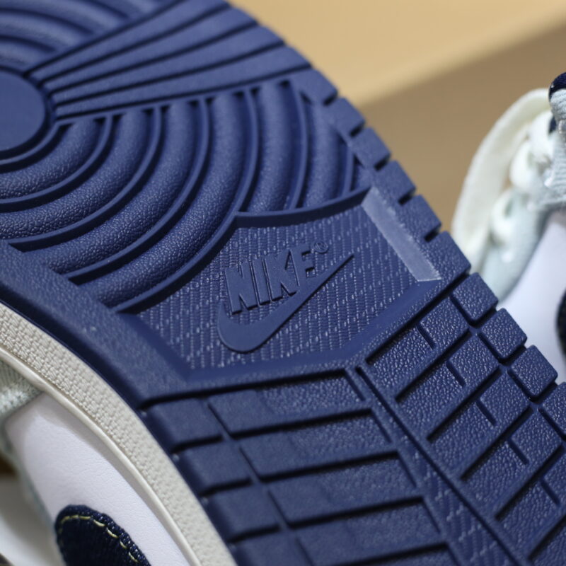 (BEST) Air Jordan 1 Low SE ‘Light Denim’