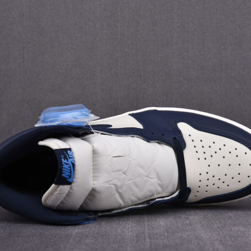 (BEST) Air Jordan 1 Retro High 'Obsidian'