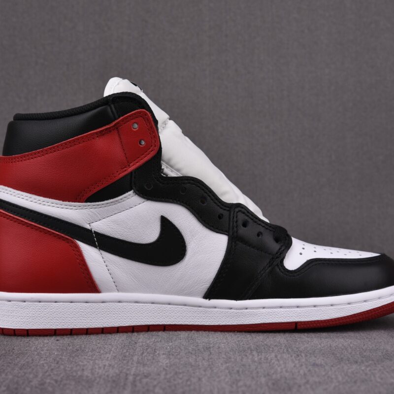 (BEST) Air Jordan 1 Retro High OG ‘Black Toe'