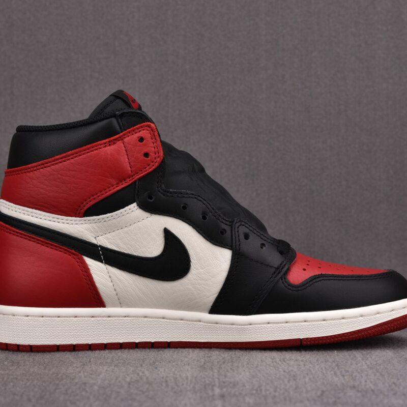 (BEST) Air Jordan 1 Retro High Og ‘Bred Toe’