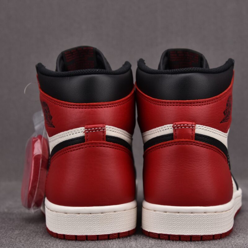 (BEST) Air Jordan 1 Retro High Og ‘Bred Toe’