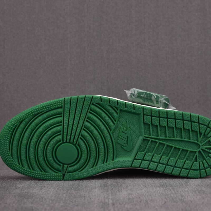 (BEST) Air Jordan 1 Retro High OG ‘Pine Green’