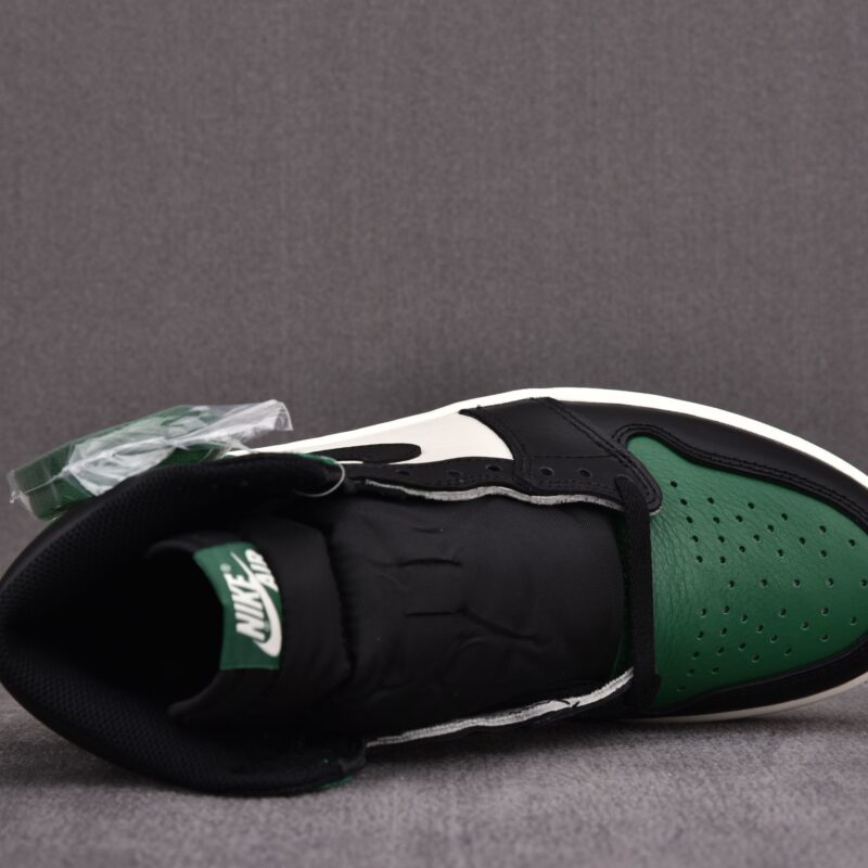 (BEST) Air Jordan 1 Retro High OG ‘Pine Green’