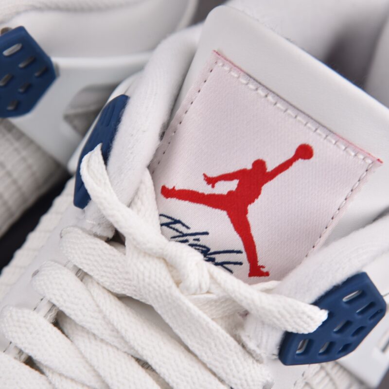 (BEST) Air Jordan 4 Retro SB 'Navy'