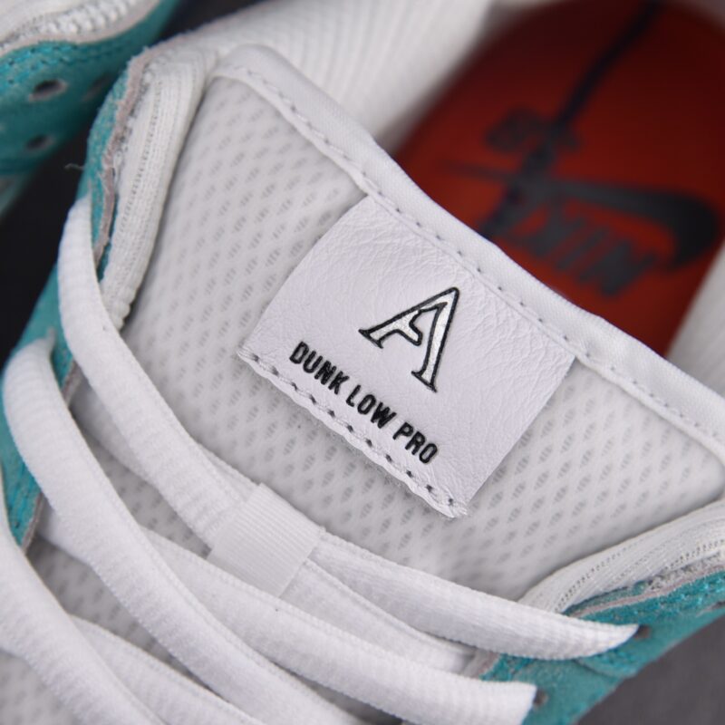 (BEST) Nike SB Dunk Low 'APRIL SKATEBOARDS'