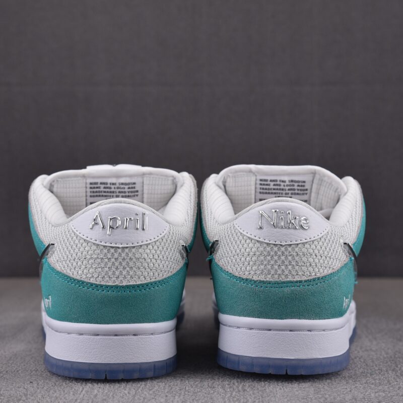 (BEST) Nike SB Dunk Low 'APRIL SKATEBOARDS'
