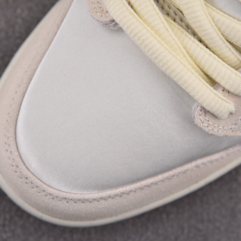 (BEST) Nike SB Dunk Low City of Love 'LIGHT BONE'