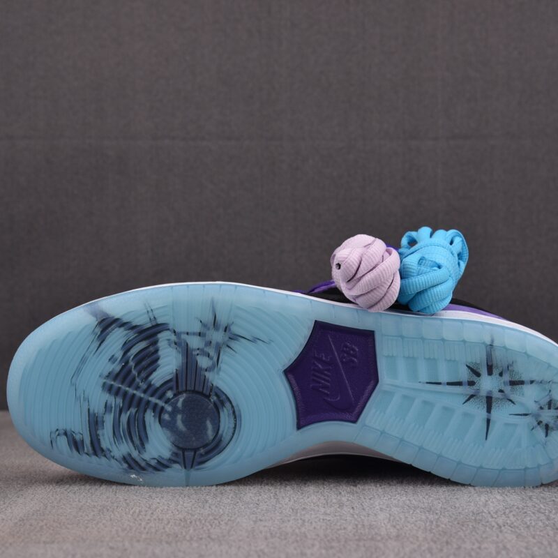 (BEST) Nike SB Dunk Low ‘Hayley Wilson’