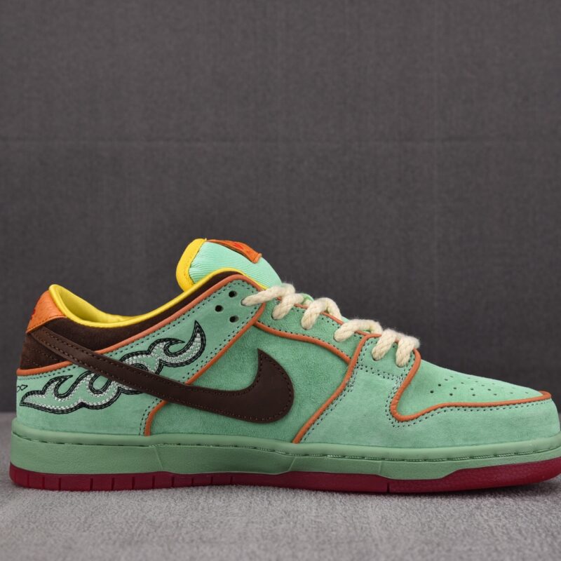 (BEST) Nike SB Dunk Low 'Rodeo Tourmaline'