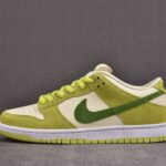 (BEST) Nike SB Dunk Low 'SOUR APPLE'