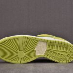 (BEST) Nike SB Dunk Low 'SOUR APPLE'