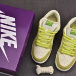 (BEST) Nike SB Dunk Low 'SOUR APPLE'