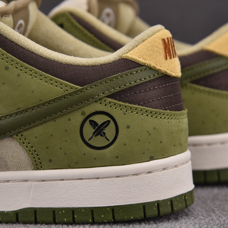 (BEST) Yuto Horigome × Nike SB Dunk Low Pro QS 'MATCHA'