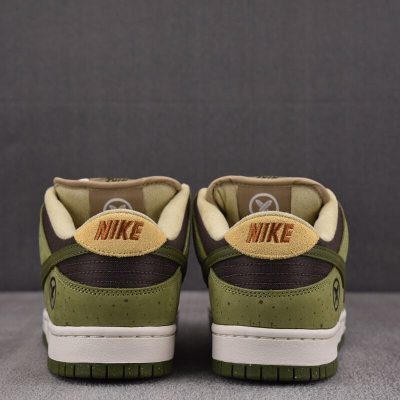 (BEST) Yuto Horigome × Nike SB Dunk Low Pro QS 'MATCHA'