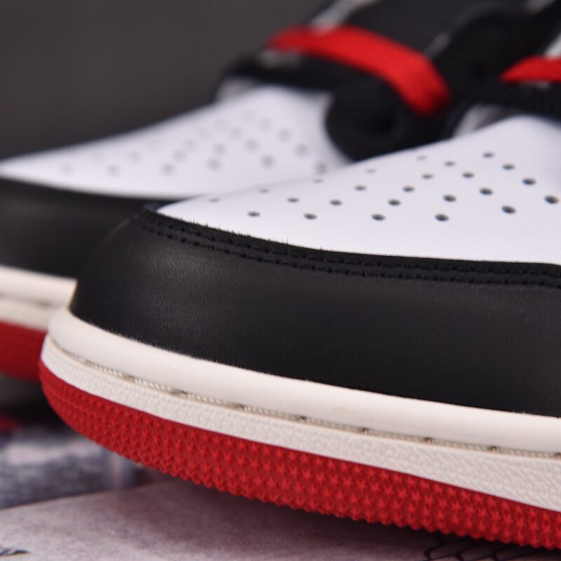 (BEST) Air Jordan 1 High OG 'Black Toe Reimagined'