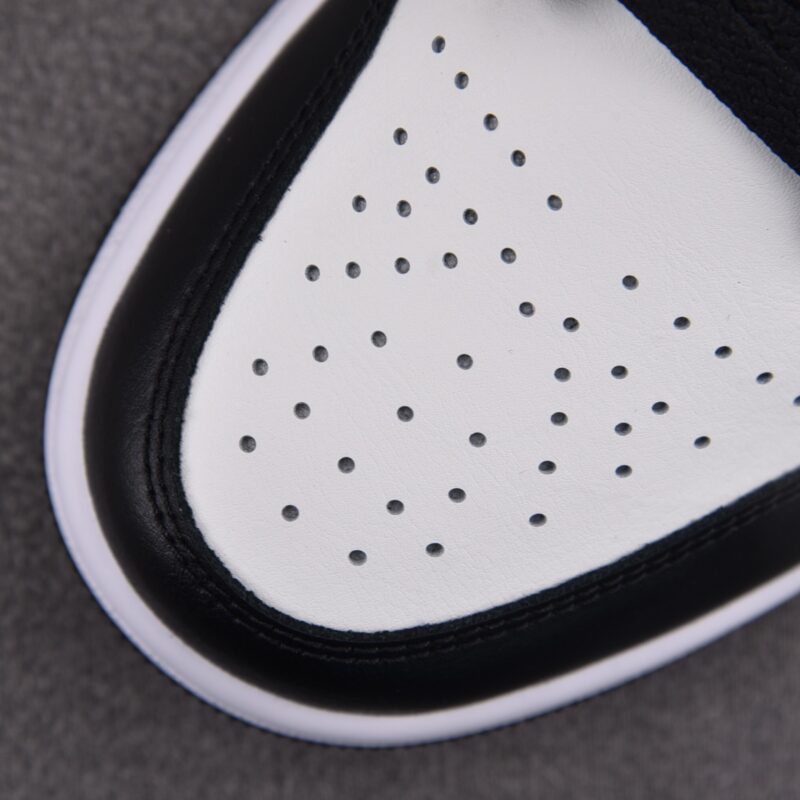 (BEST) Air Jordan 1 Low 'ORCA'