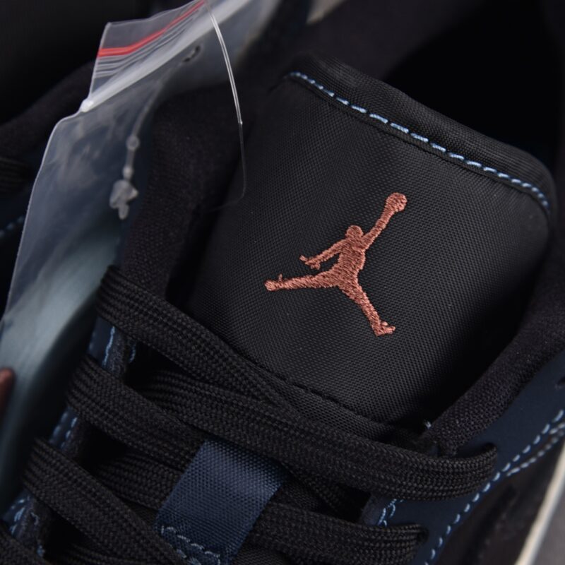 (BEST) Air Jordan 1 Low SE Black 'DARK OBSIDIAN SNAKESKIN'