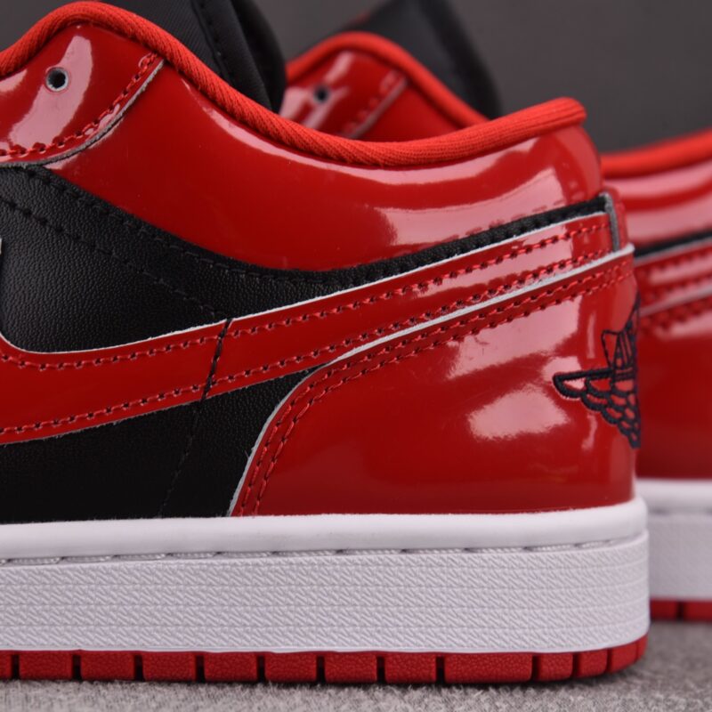 (BEST) Air Jordan 1 Low SE Patent 'VARSITY RED BLACK'