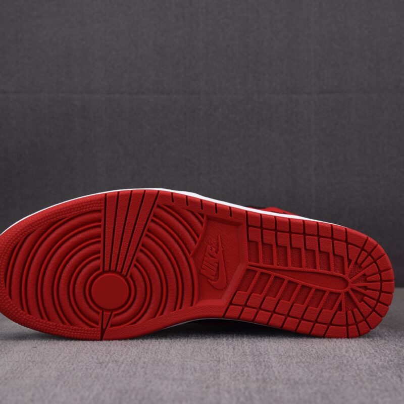 (BEST) Air Jordan 1 Retro High 'Banned' (2011)