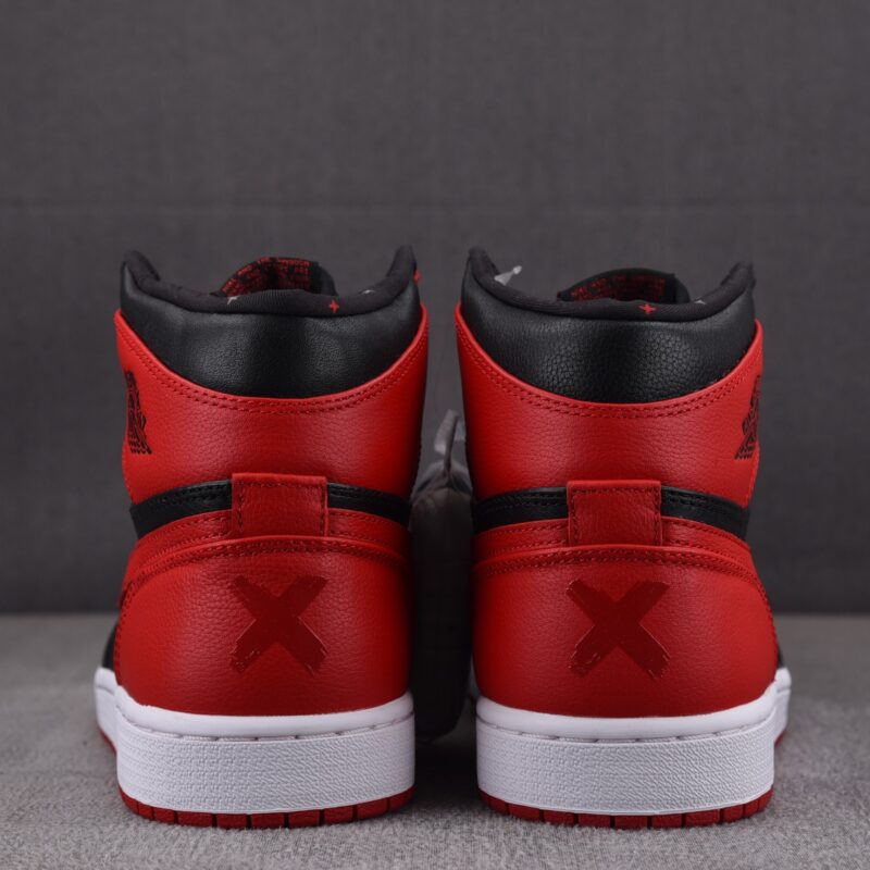 (BEST) Air Jordan 1 Retro High 'Banned' (2011)