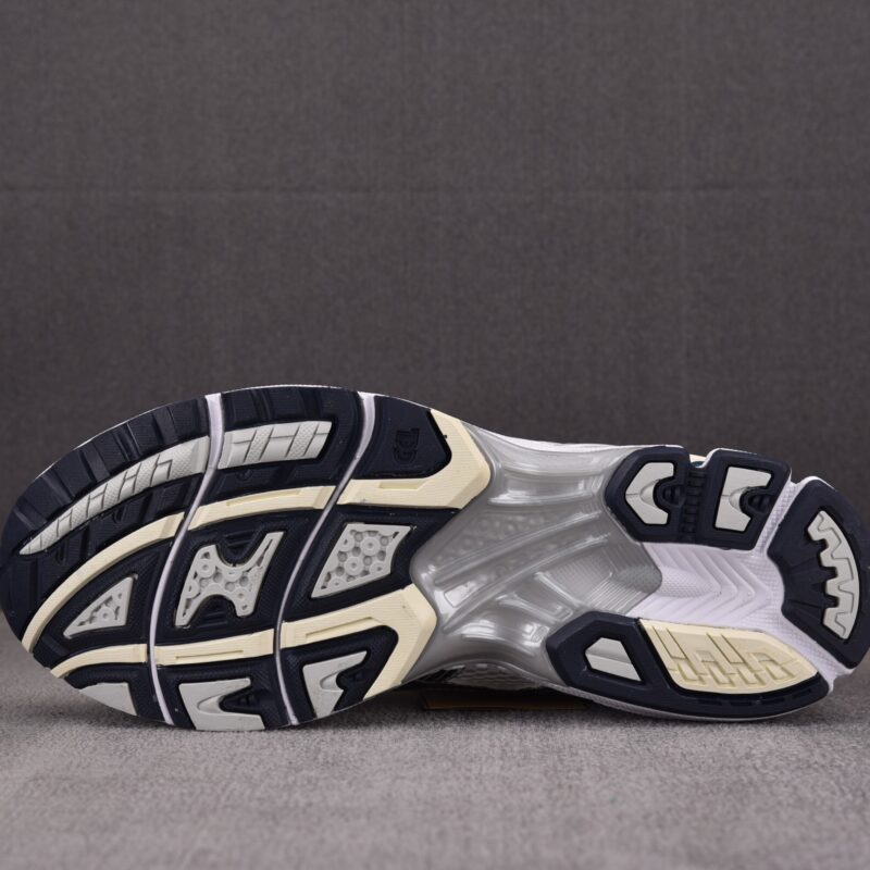 (BEST) ASICS Gel-Kayano 14 'White Midnight'