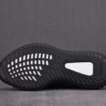 (BEST) adidas Yeezy 350 V2 ‘DAZZLING BLUE’