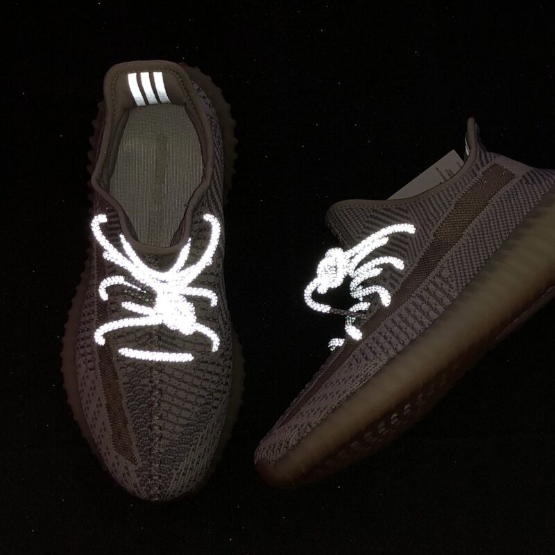 (BEST) adidas Yeezy 350 V2 ‘LUNDMARK’