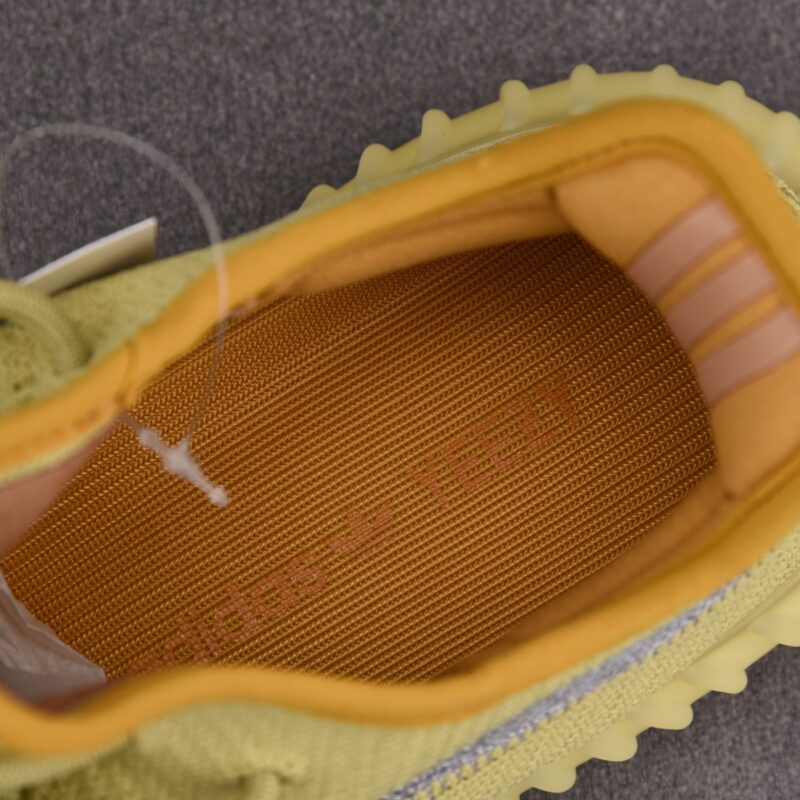 (BEST) adidas Yeezy 350 V2 ‘MARSH REFLECTIVE’