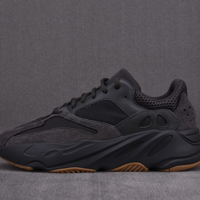 (BEST) adidas Yeezy Boost 700 'Utility Black'