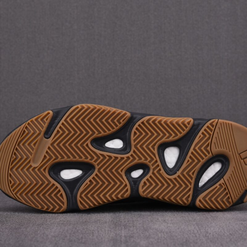 (BEST) adidas Yeezy Boost 700 'Utility Black'