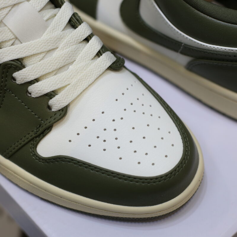 (BEST) Air Jordan 1 Low 'MEDIUM OLIVE'
