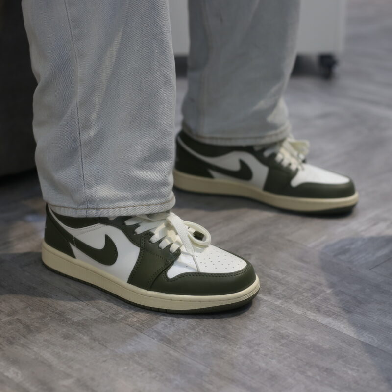 (BEST) Air Jordan 1 Low 'MEDIUM OLIVE'