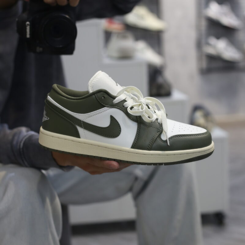 (BEST) Air Jordan 1 Low 'MEDIUM OLIVE'