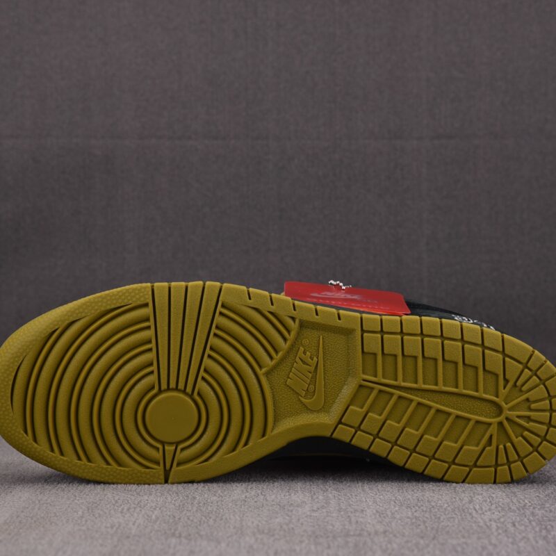 (BEST) Nike SB Dunk Low Supreme 94 'CAMPER GREEN'