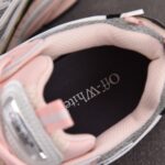 (BEST) OFF-WHITE Gray & Pink Be Right Back Sneakers