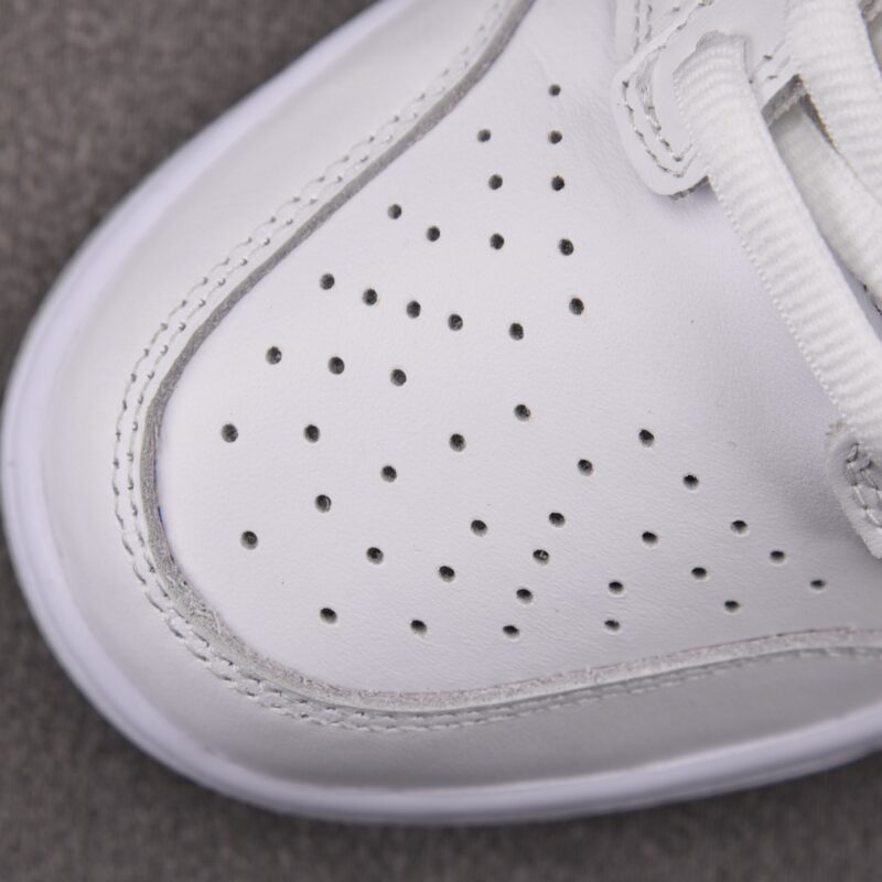 (BEST) Nike SB Dunk Low Supreme 94 'WHITE METALLIC SILVER'