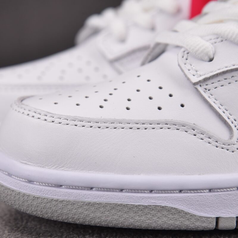 (BEST) Nike SB Dunk Low Supreme 94 'WHITE METALLIC SILVER'