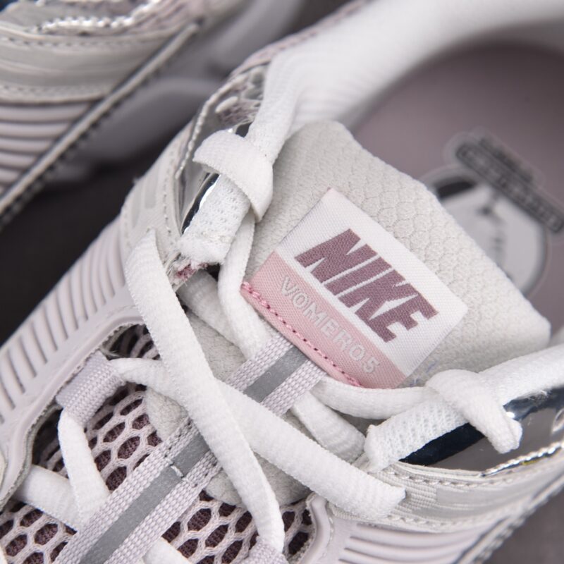 (BEST) Nike Zoom Vomero 5 Metallic Silver 'PLATINUM VIOLET'