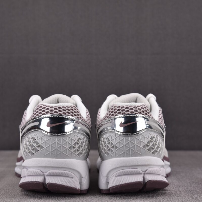 (BEST) Nike Zoom Vomero 5 Metallic Silver 'PLATINUM VIOLET'