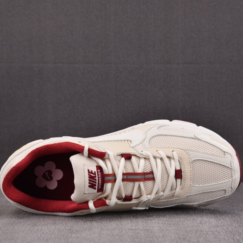 (BEST) Nike Zoom Vomero 5 'VALENTINE'S DAY'