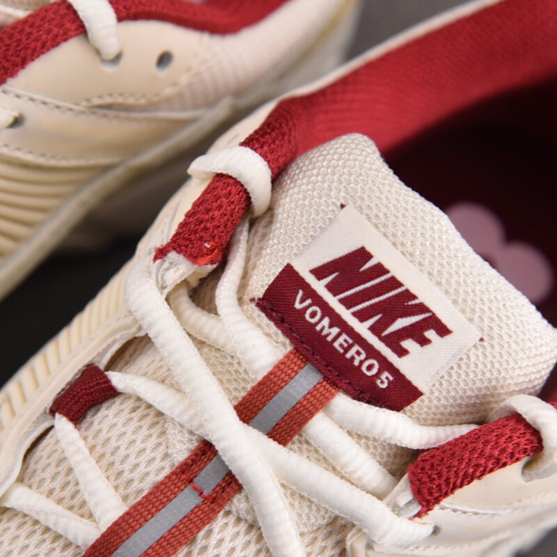 (BEST) Nike Zoom Vomero 5 'VALENTINE'S DAY'