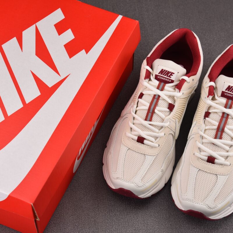 (BEST) Nike Zoom Vomero 5 'VALENTINE'S DAY'