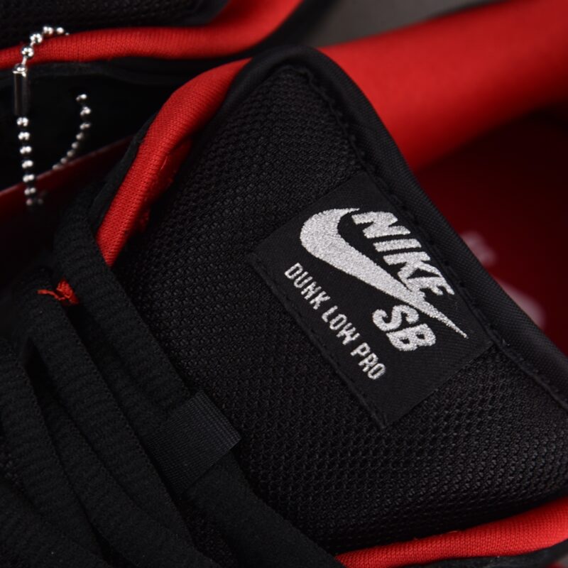 (BEST) Nike SB Dunk Low Supreme 94 'BLACK'