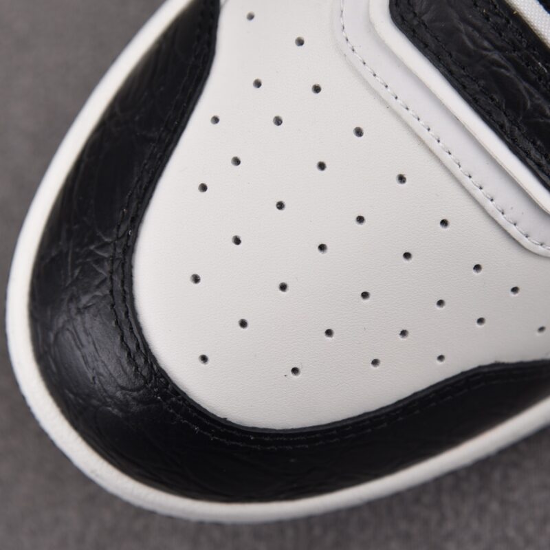 (BEST) Dior B27 Low White Dior Oblique & Black Elephant