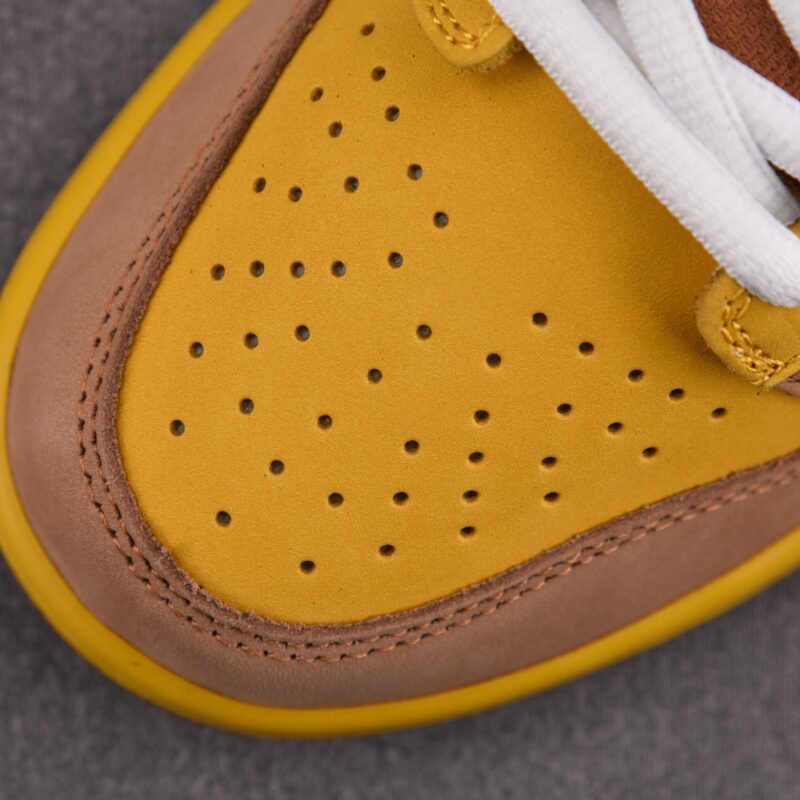 (BEST) Nike SB Dunk Low Premium 'NEWCASTLE BROWN ALE'