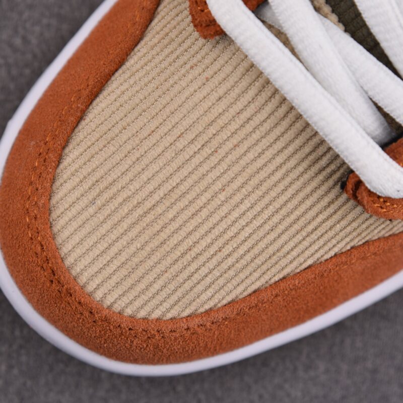 (BEST) Nike Dunk SB Low Pro 'CORDUROY'