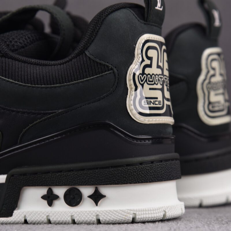(BEST) Louis Vuitton LV Skate Sneaker 'BLACK WHITE'
